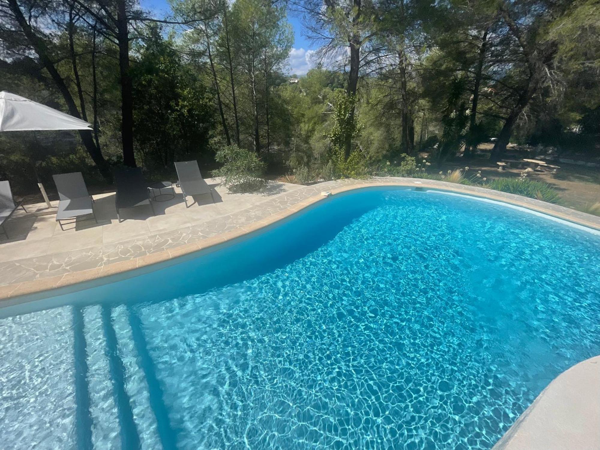 La Villa Des Carriers- Maison Avec Piscine Proche Mer 로크포르레핀 외부 사진