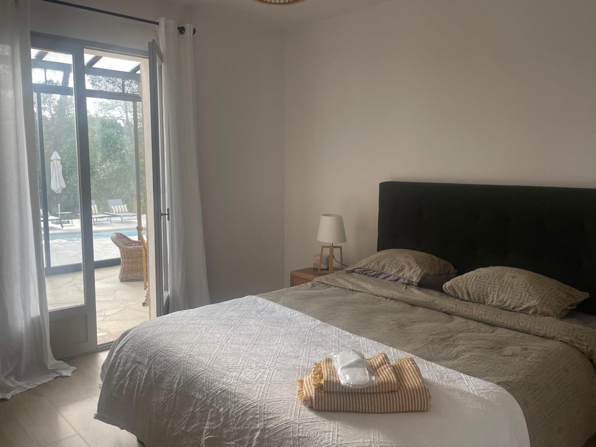 La Villa Des Carriers- Maison Avec Piscine Proche Mer 로크포르레핀 외부 사진