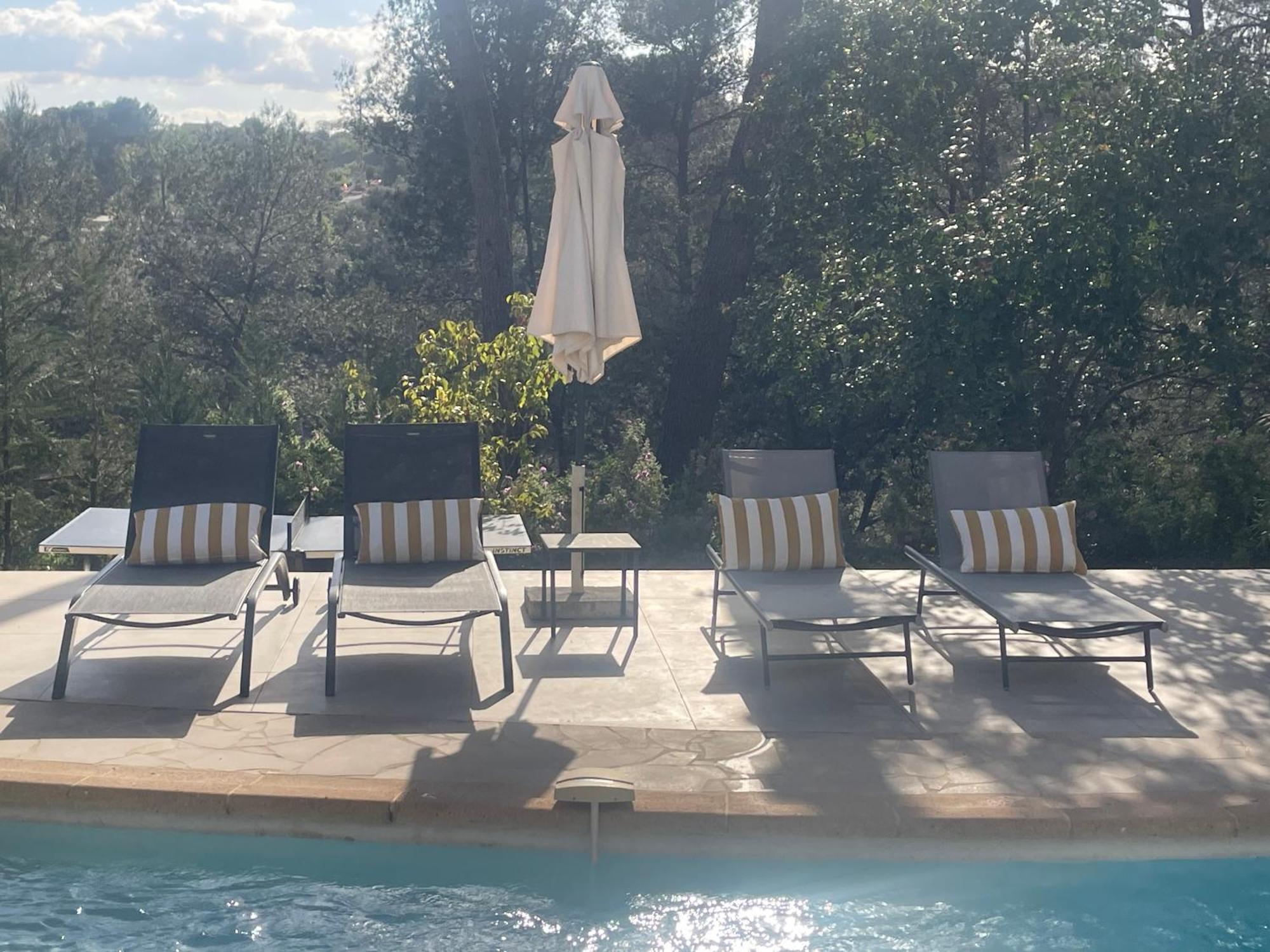 La Villa Des Carriers- Maison Avec Piscine Proche Mer 로크포르레핀 외부 사진